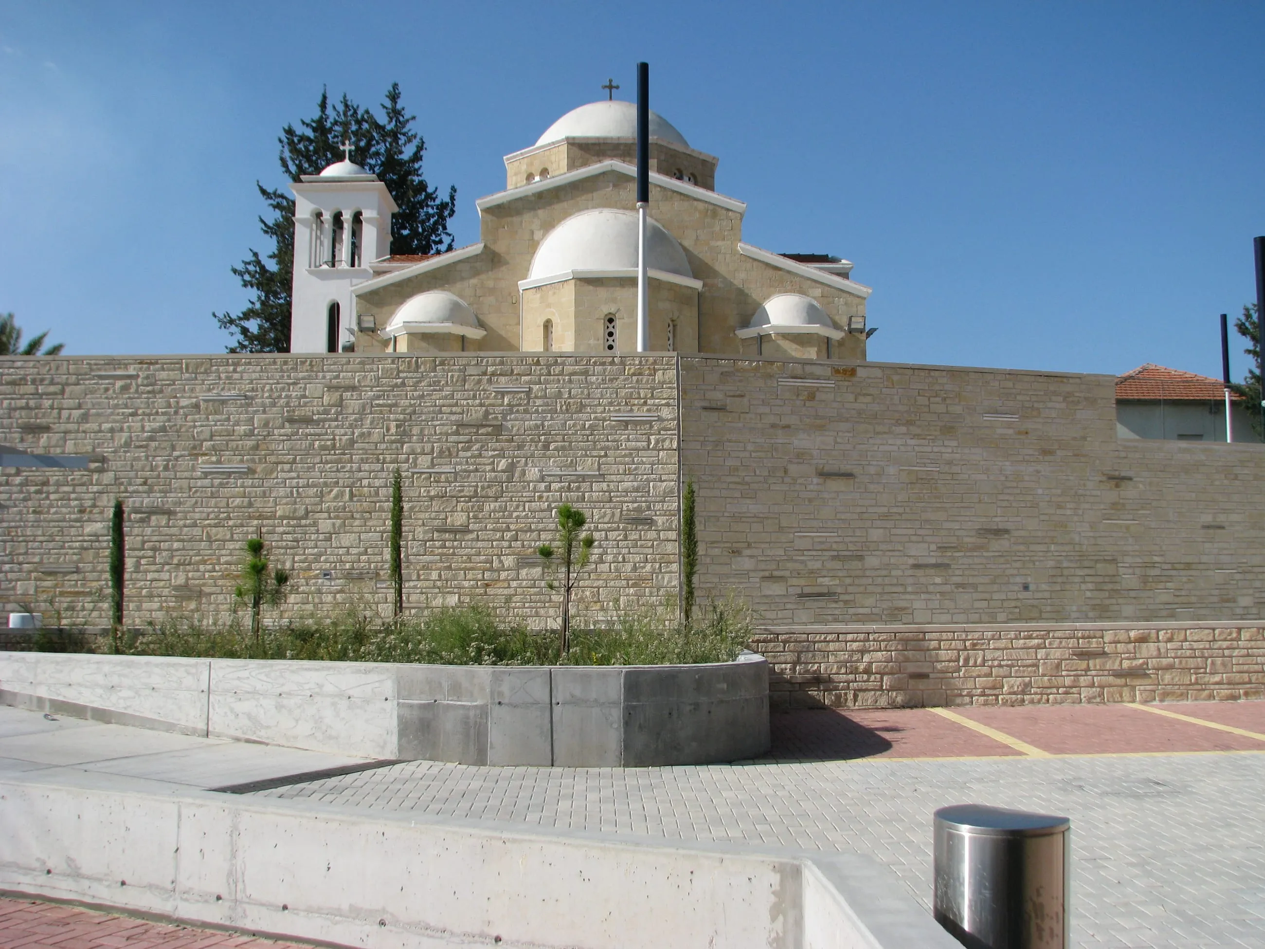 Central Square and Communal - Cultural Buildings, Letymbou, Paphos — photo 2