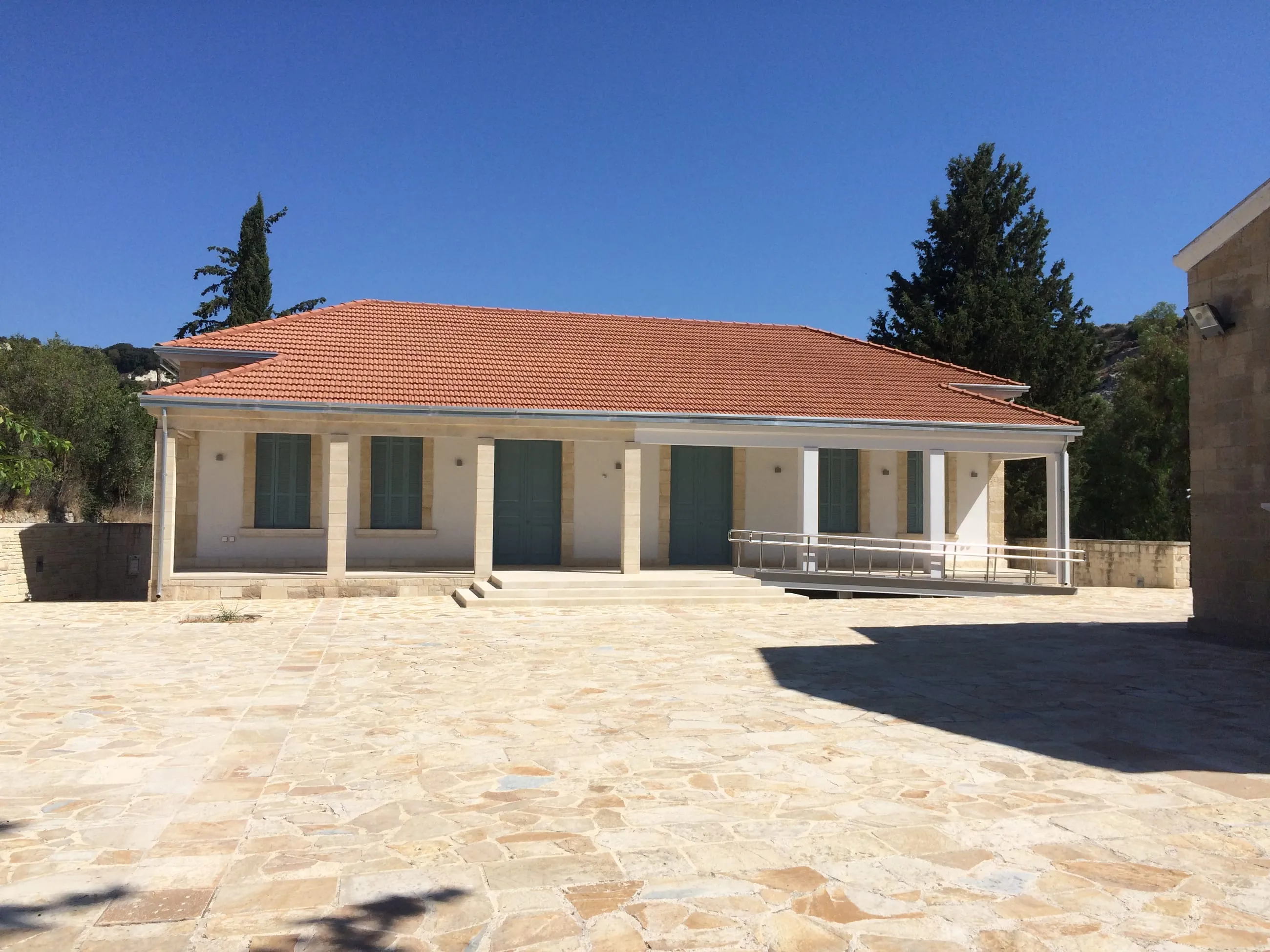Central Square and Communal - Cultural Buildings, Letymbou, Paphos — photo 10